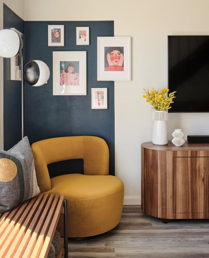 Midcentury Couples Designer Loft - Casa Tuya Apartment Austin Ngoại thất bức ảnh